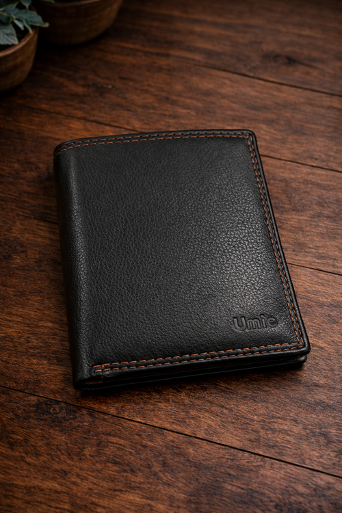 ארנק עור איכותי צבע חום כהה לגבר גודל 11.5 ס"מ על 9.5 ס"מ